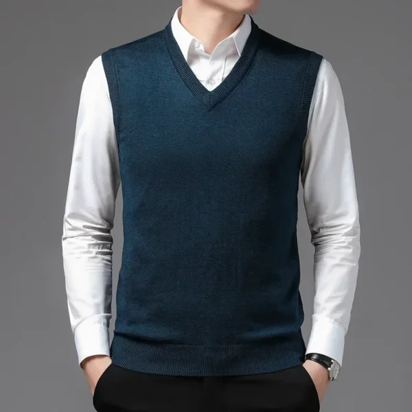 New Men'st V-neck Knitted Vest - Image 3